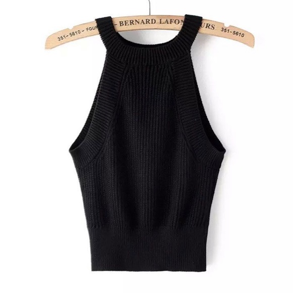 Cropped Knit Tank - Picture 2 of 2